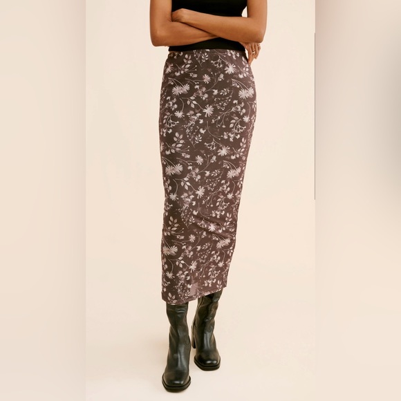 GLAMOROUS Floral Brown Fitted Midi Skirt - Picture 1 of 7